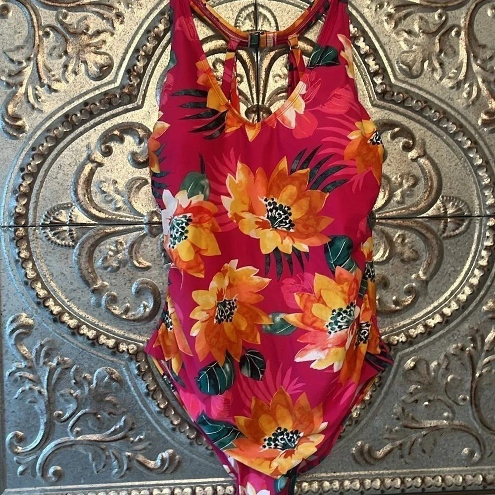 Kona Sol Pink Floral One Piece Swimsuit plus size 22W built in bra full cov